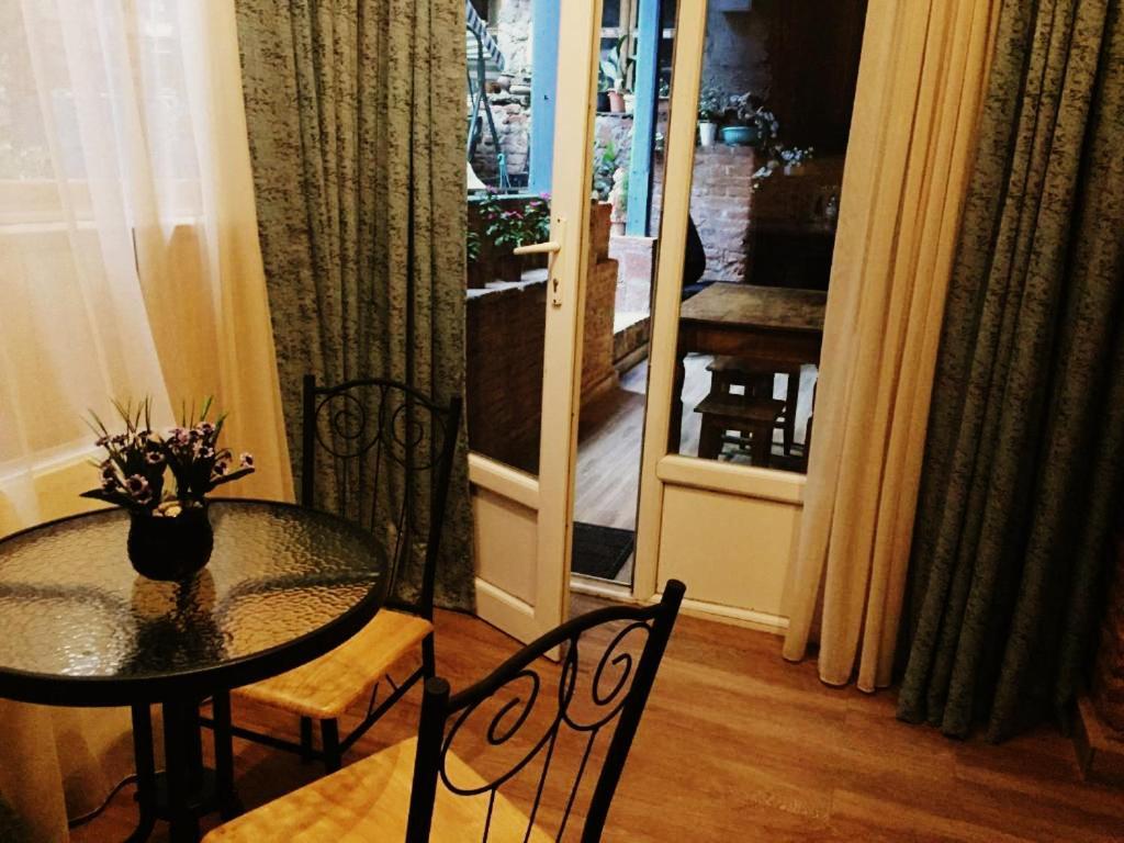 19Th Century Apartment Тбилиси Екстериор снимка